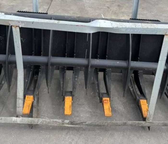 78" Brush Root Rake Grapple Attachment – Universal Skid Steer Quick Attach Root grapple-5831