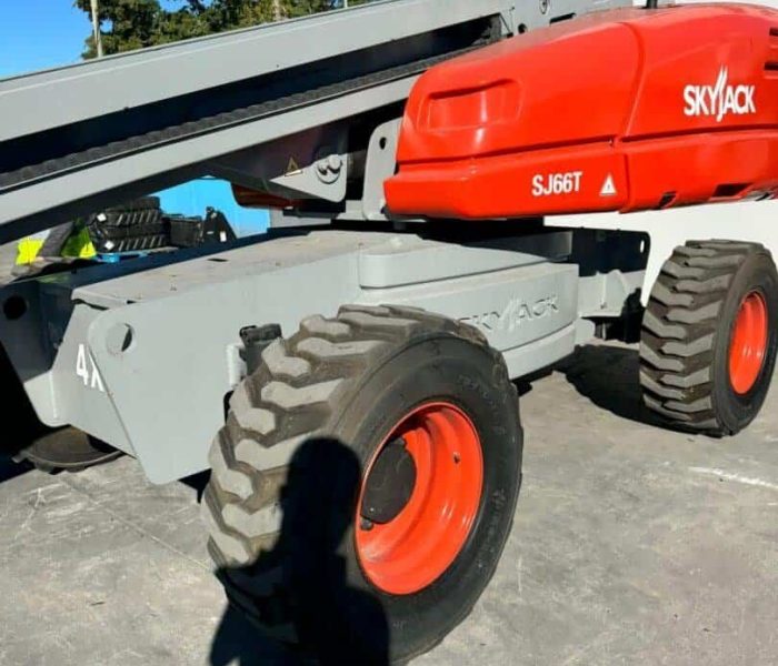 Skyjack-SJ66T-4WD-Diesel-Telescopic-Boom-141010-2.jpg