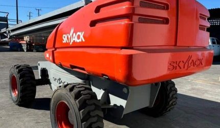 Skyjack-SJ66T-4WD-Diesel-Telescopic-Boom-141010-5.jpg