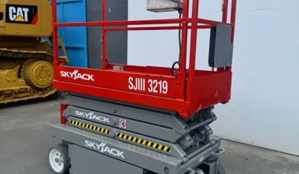Skyjack SJIII-3219 Electric Scissor Lift