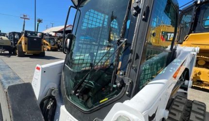 T550-Bobcat-Skid-Steer-Loader-10081-3.jpeg