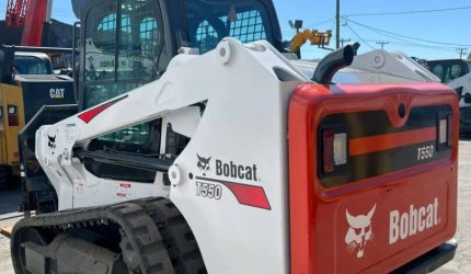 T550-Bobcat-Skid-Steer-Loader-10081-4.jpeg