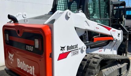T550-Bobcat-Skid-Steer-Loader-10081-5.jpeg