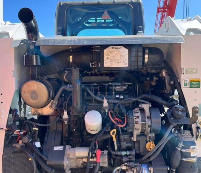 T550-Bobcat-Skid-Steer-Loader-10081-6.jpeg