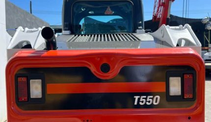 T550-Bobcat-Skid-Steer-Loader-10081-7.jpeg