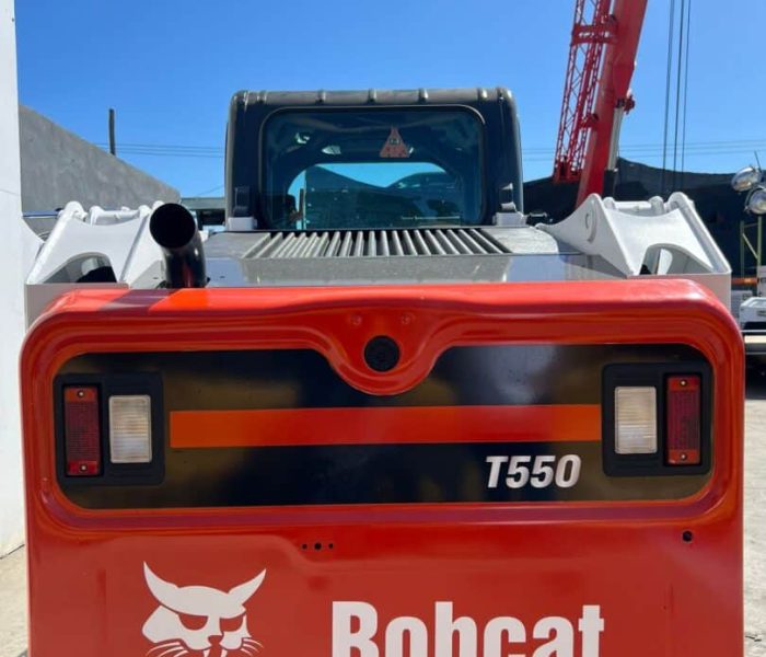T550-Bobcat-Skid-Steer-Loader-10081-7.jpeg