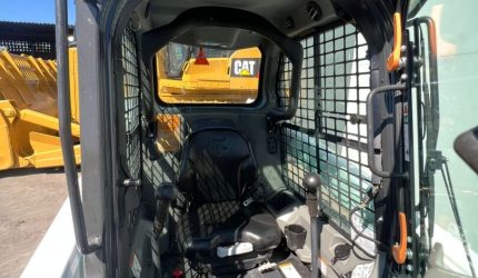 T550-Bobcat-Skid-Steer-Loader-10081-8.jpeg