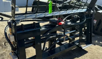 Universal-Skid-Steer-Hydraulic-Fork-48-Inch-Bobcat-Mount-3.webp