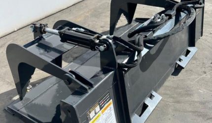 Wolverine-GB-11-72W-72-in-Skid-Steer-Grapple-Bucket-attachment-2.jpg