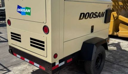 2012 Doosan 375 CFM Towable Diesel Air Compressor