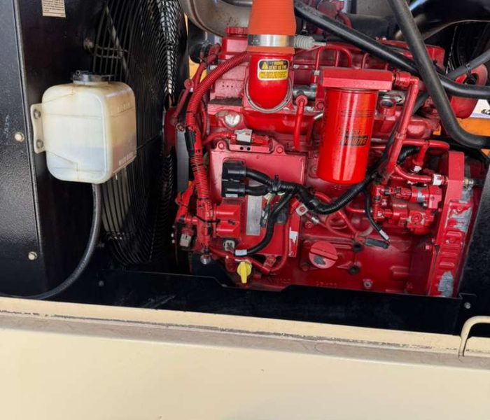 2012 Doosan 375 CFM Towable Diesel Air Compressor