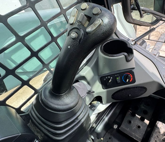 31020