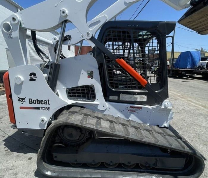 t74013.jpg